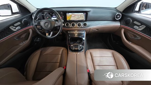 Mercedes-Benz E-Class W213 id 4737642 из Кореи 29