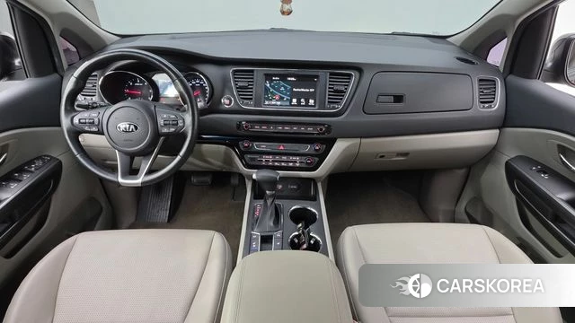 Kia The New Carnival id 4894986 из Кореи 17