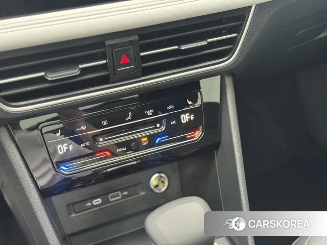 Volkswagen Tiguan L id 4290575 из Китая 10