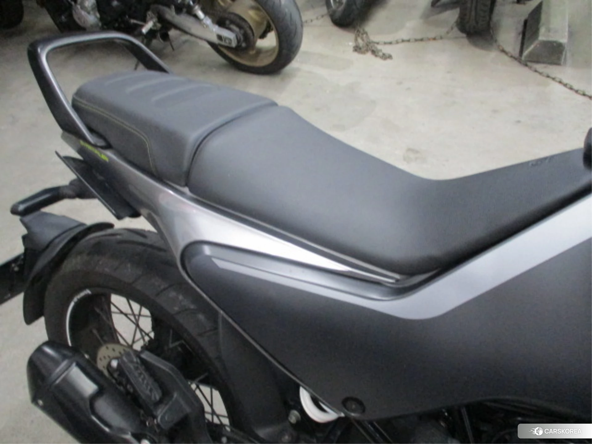 Husqvarna SVARTPILEN 401 id 4320467 из Японии 12