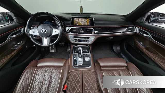 BMW 7 Series (G11) id 3844325 из Кореи 17