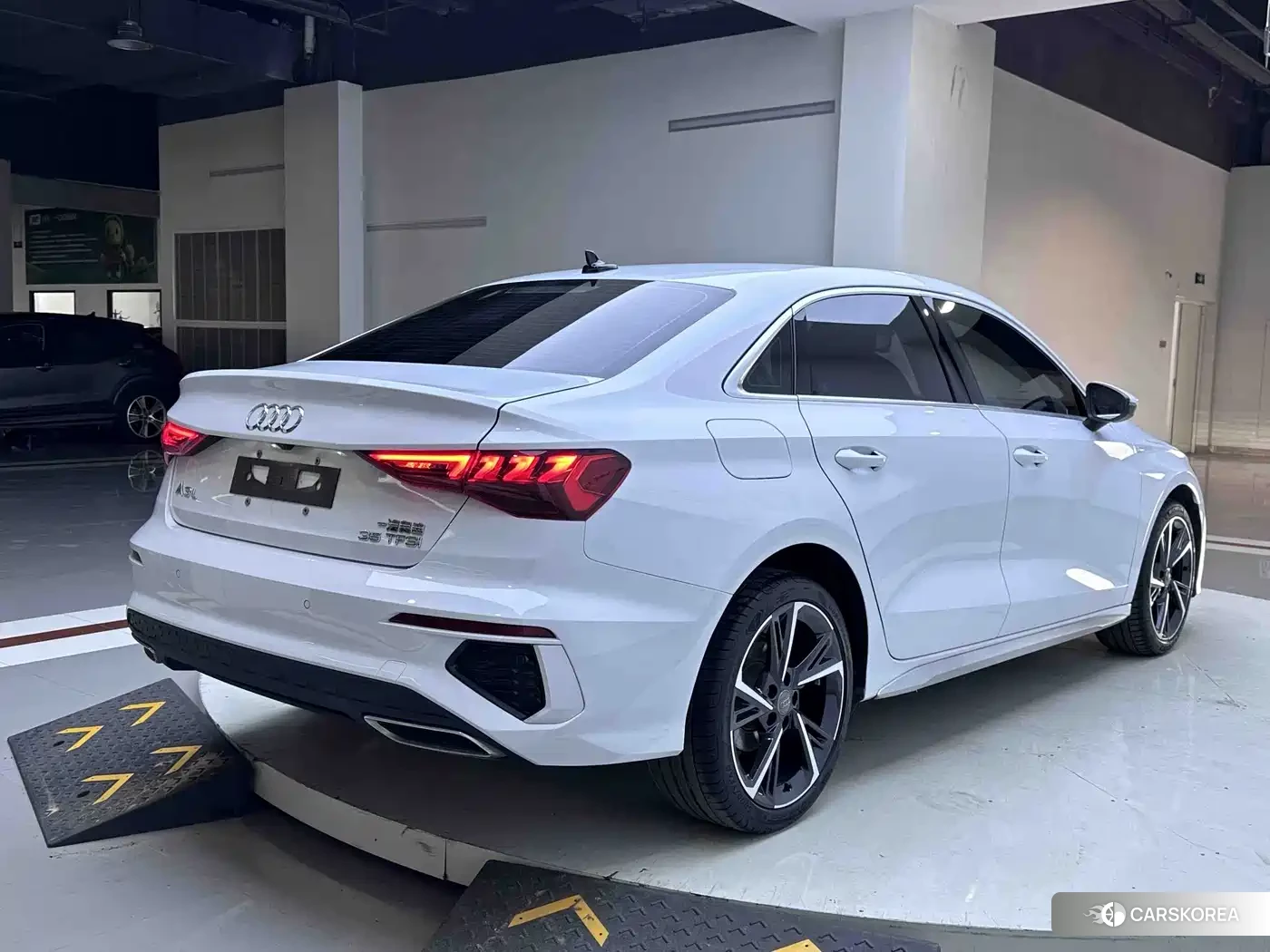 Audi A3 id 4654968 из Китая 18