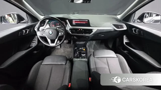 BMW 1 Series (F40) id 2999644 из Кореи 17