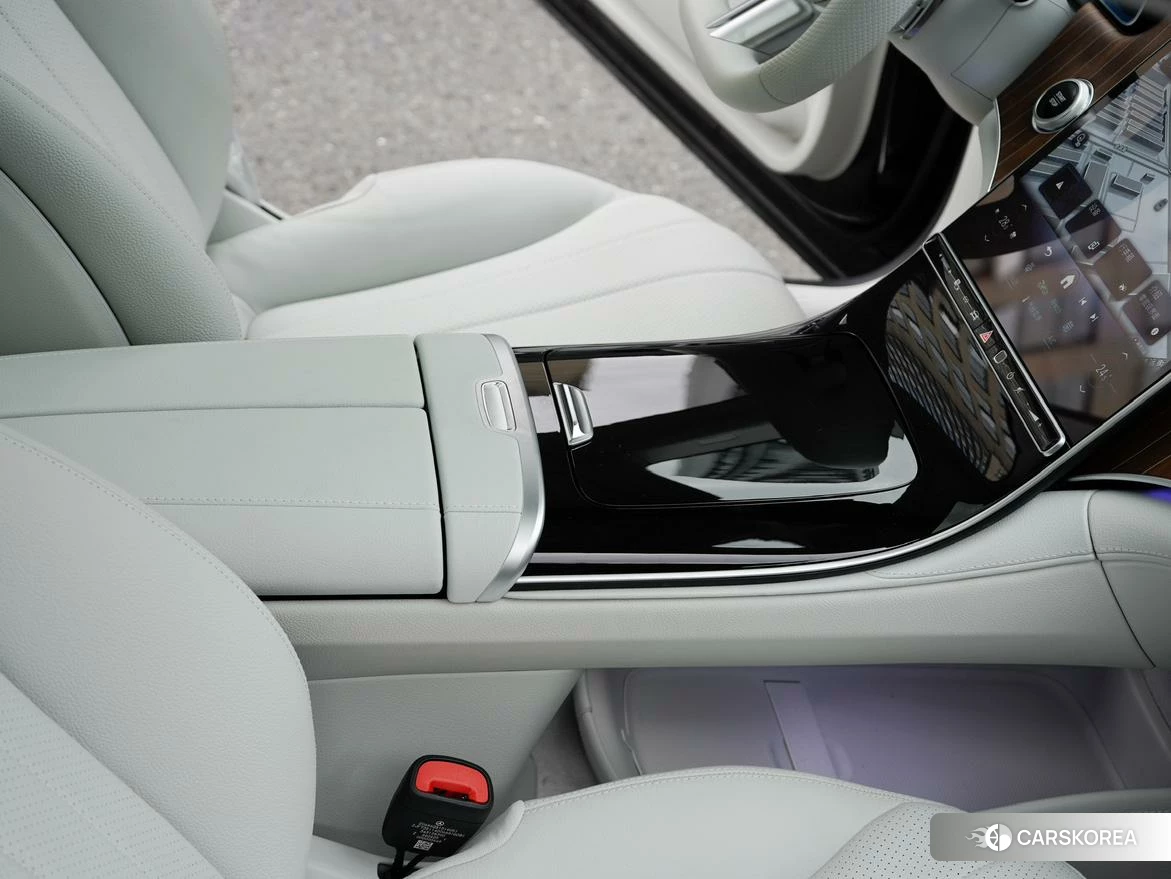 Mercedes-Benz EQE id 4453871 из Китая 13