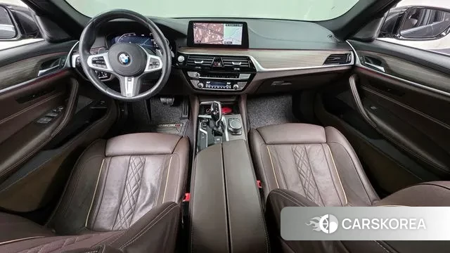 BMW 5 Series (G30) id 3635985 из Кореи 17