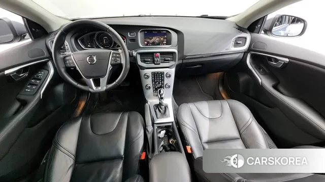 Volvo V40 id 3687644 из Кореи 17