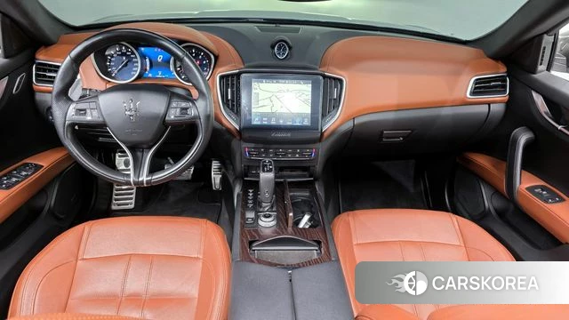 Maserati Ghibli id 4232504 из Кореи 31