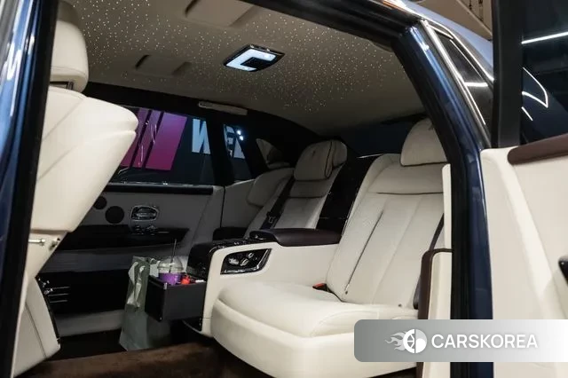 Rolls-Royce Phantom id 3449563 из Кореи 9