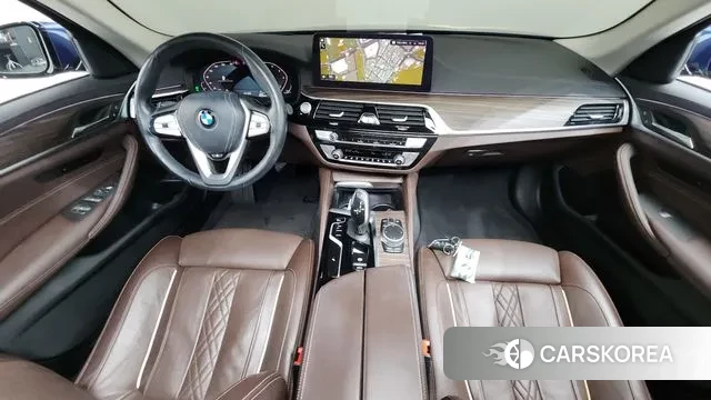 BMW 5 Series (G30) id 3551759 из Кореи 17