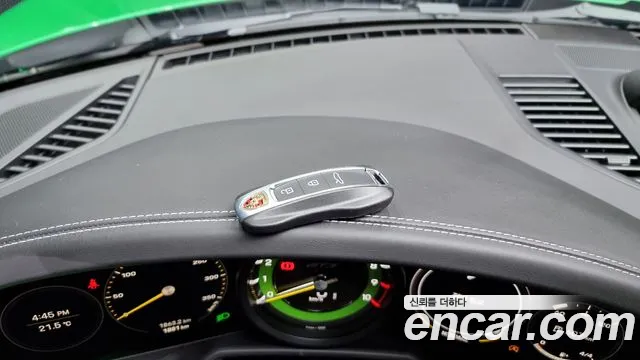 Porsche 911(992) id 2697665 из Кореи 17