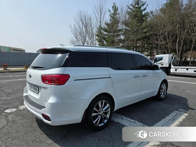 Kia The New Carnival id 3845669 из Кореи 17