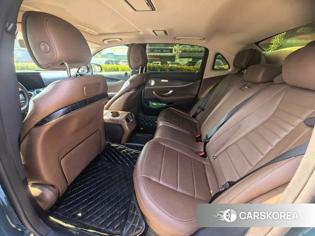 Mercedes-Benz E-class id 3993464 из Китая 7