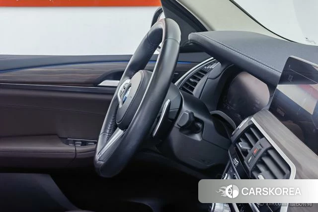 BMW X3 id 4313899 из Китая 21