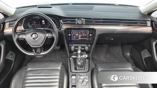 Volkswagen Passat GT (B8) id 4638297 из Кореи 17