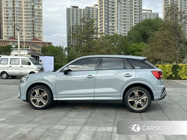 Audi Q2L id 4335823 из Китая 11
