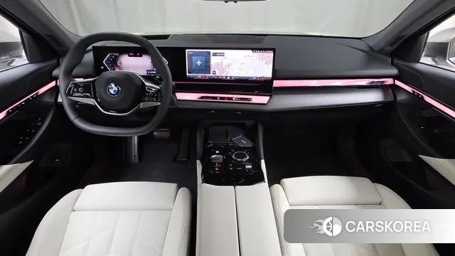 BMW 5 Series (G60) id 3750844 из Кореи 17