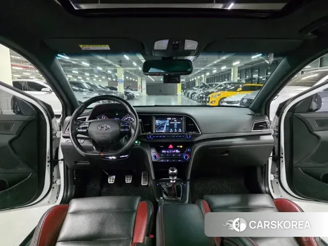 Hyundai Avante AD id 3021091 из Кореи 17