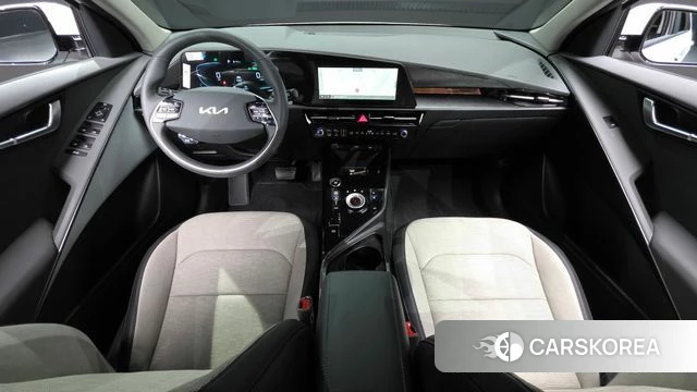 Kia Di Ol Nu Niro id 4612128 из Кореи 17