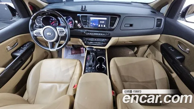 Kia The New Carnival id 2714542 из Кореи 17