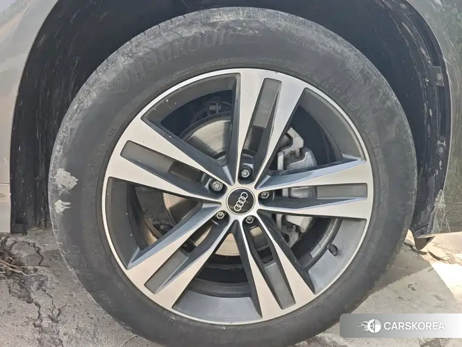 Audi Q6 id 4628425 из Китая 13