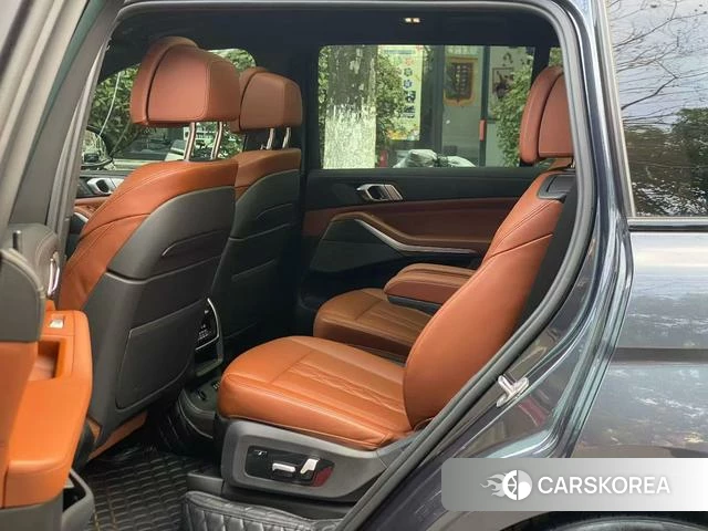 BMW X7 id 4265259 из Китая 7