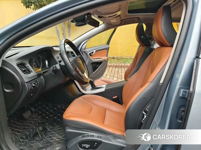 Volvo S60 id 4213794 из Китая 7