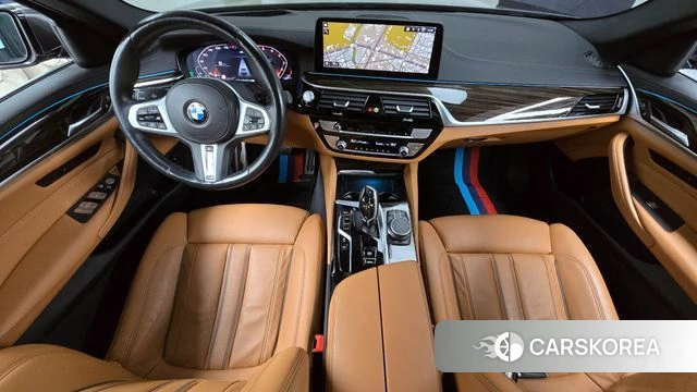 BMW 5 Series (G30) id 4293775 из Кореи 31