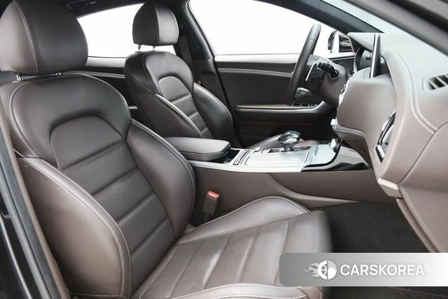 Kia Stinger id 4206719 из Кореи 17