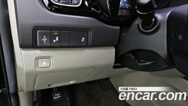 Kia All New Carnival id 2676443 из Кореи 17