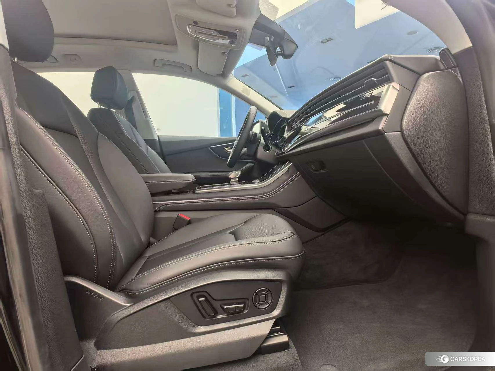 Audi Q8 id 4510716 из Китая 12