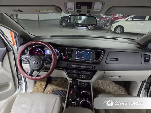 Kia The New Carnival id 3676943 из Кореи 17