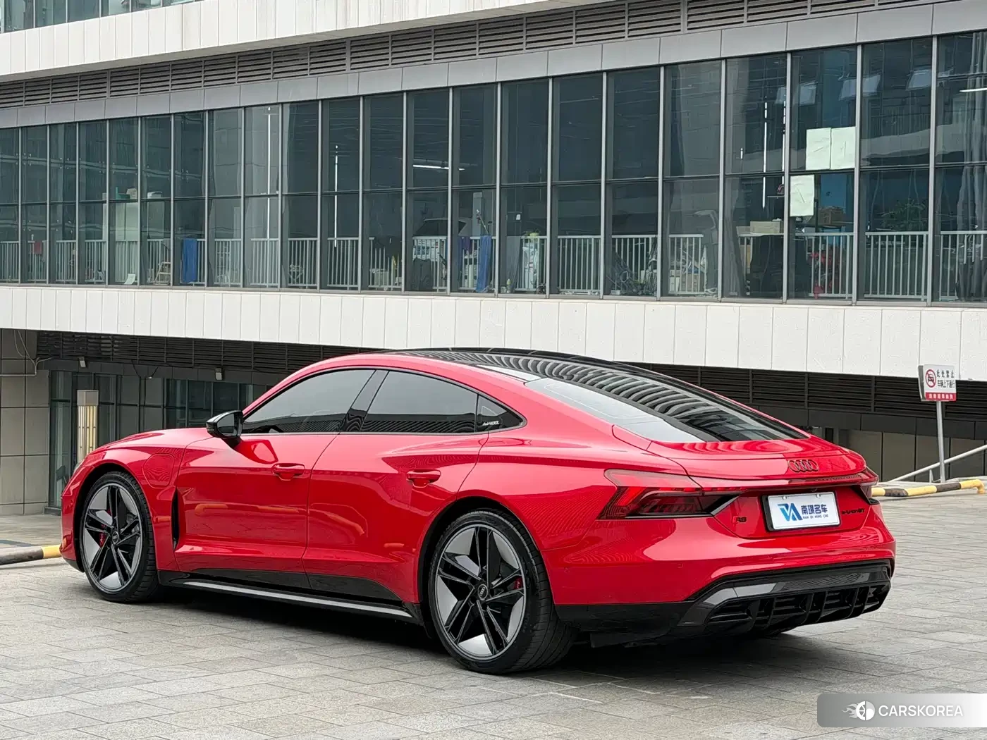 Audi RS e-tron GT id 4600854 из Китая 16