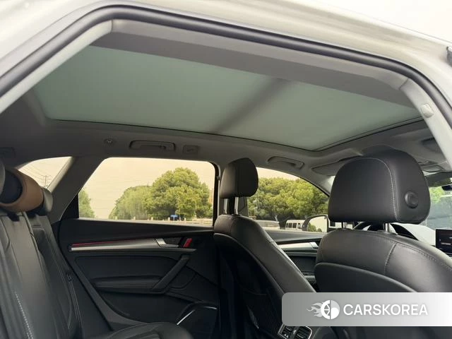 Audi Q5L id 4272942 из Китая 13