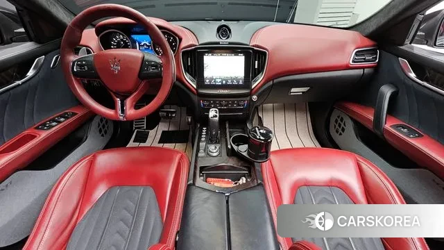 Maserati Ghibli id 3356823 из Кореи 17