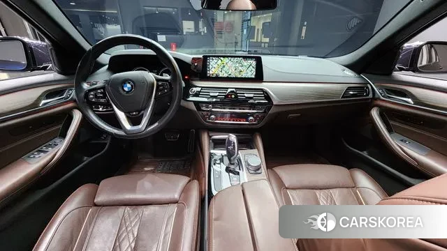 BMW 5 Series (G30) id 3363236 из Кореи 17