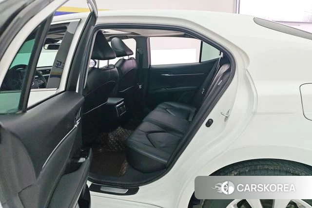 Toyota Camry id 3810382 из Китая 13