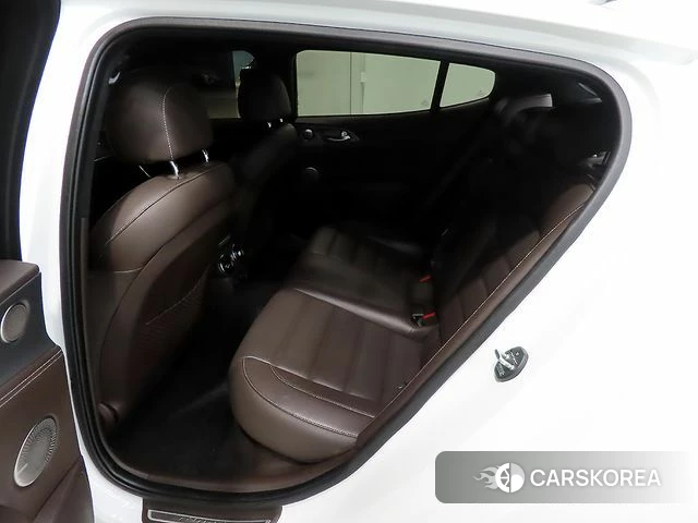 Kia Stinger id 3899573 из Кореи 17