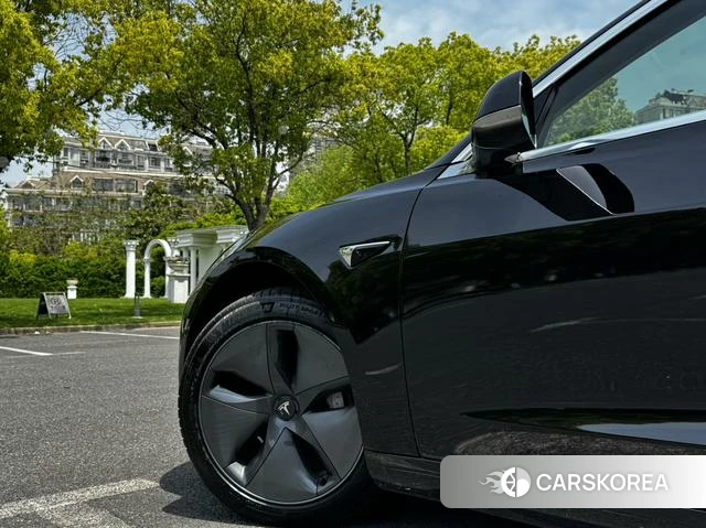 Tesla Model 3 id 4238516 из Китая 14