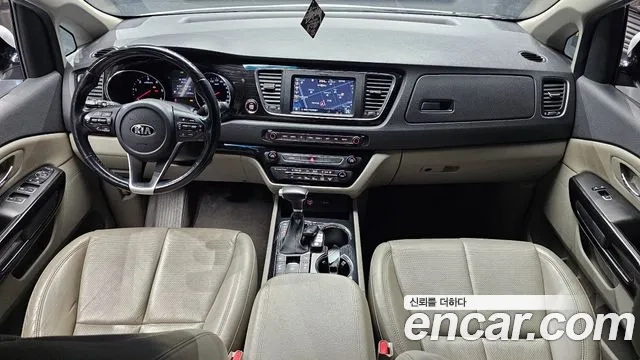 Kia The New Carnival id 2932580 из Кореи 17