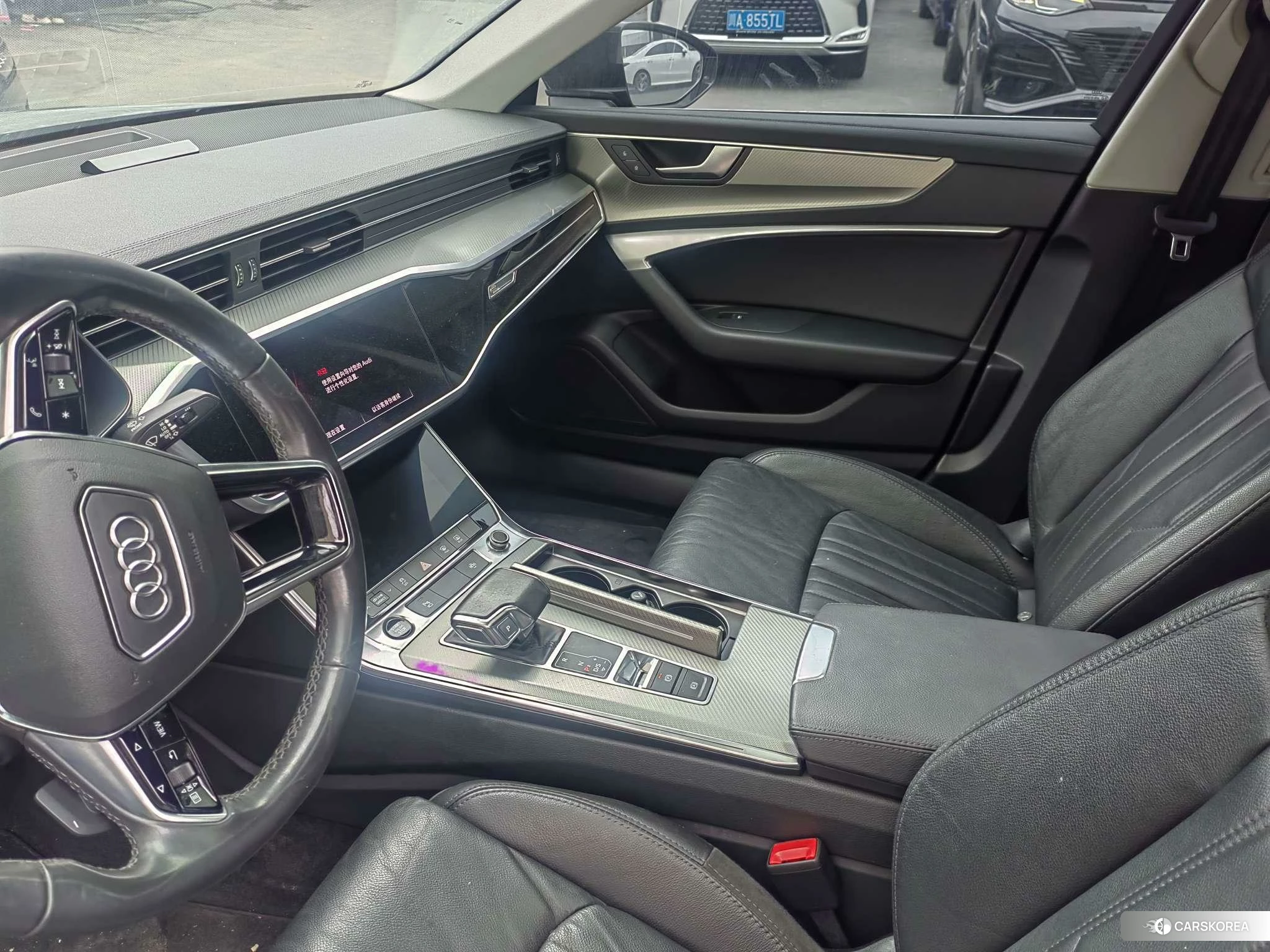 Audi A6L id 4441160 из Китая 7