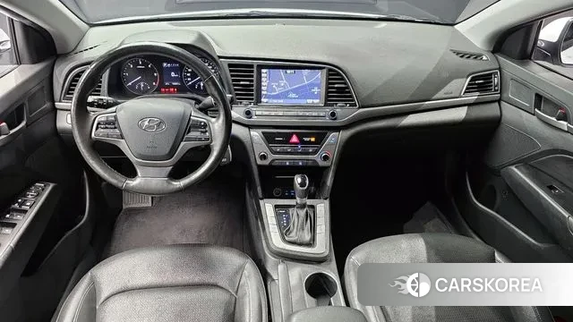 Hyundai Avante AD id 3176780 из Кореи 17