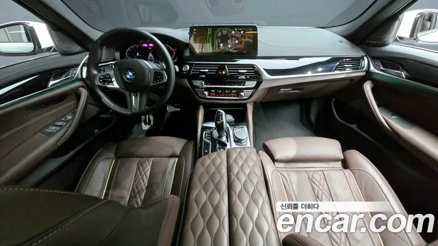 BMW 5 Series (G30) id 2640325 из Кореи 17