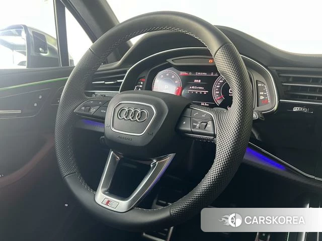 Audi SQ7 id 4271791 из Китая 16