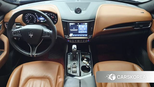 Maserati Levante id 4567289 из Кореи 33
