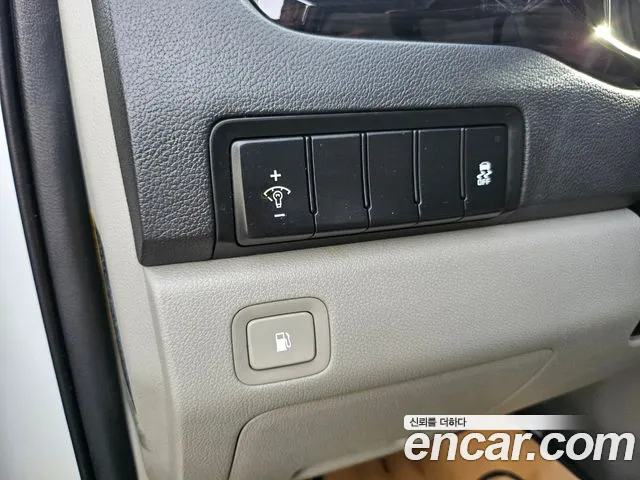 Kia The New Carnival id 2635294 из Кореи 17