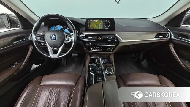 BMW 5 Series (G30) id 4837094 из Кореи 17