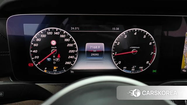 Mercedes-Benz E-Class W213 id 4900380 из Кореи 31