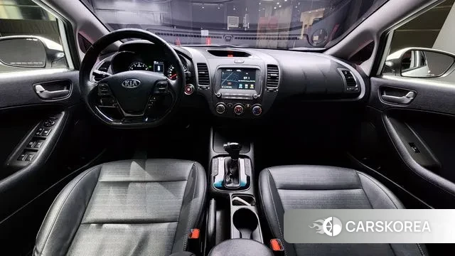 Kia The New K3 id 3622713 из Кореи 17