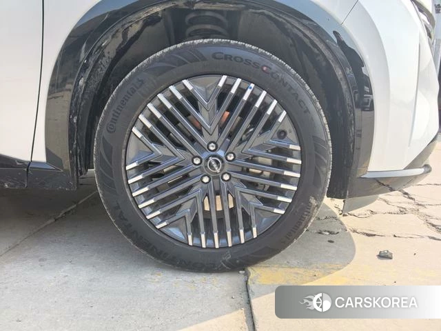 Nissan Exploring the land id 4275741 из Китая 11
