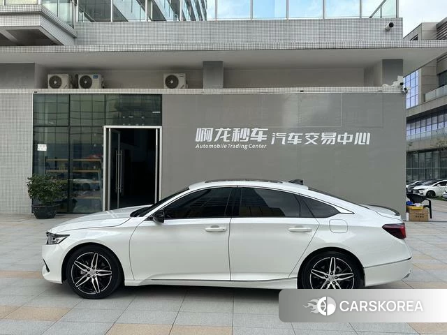 Honda Accord id 4273945 из Китая 19